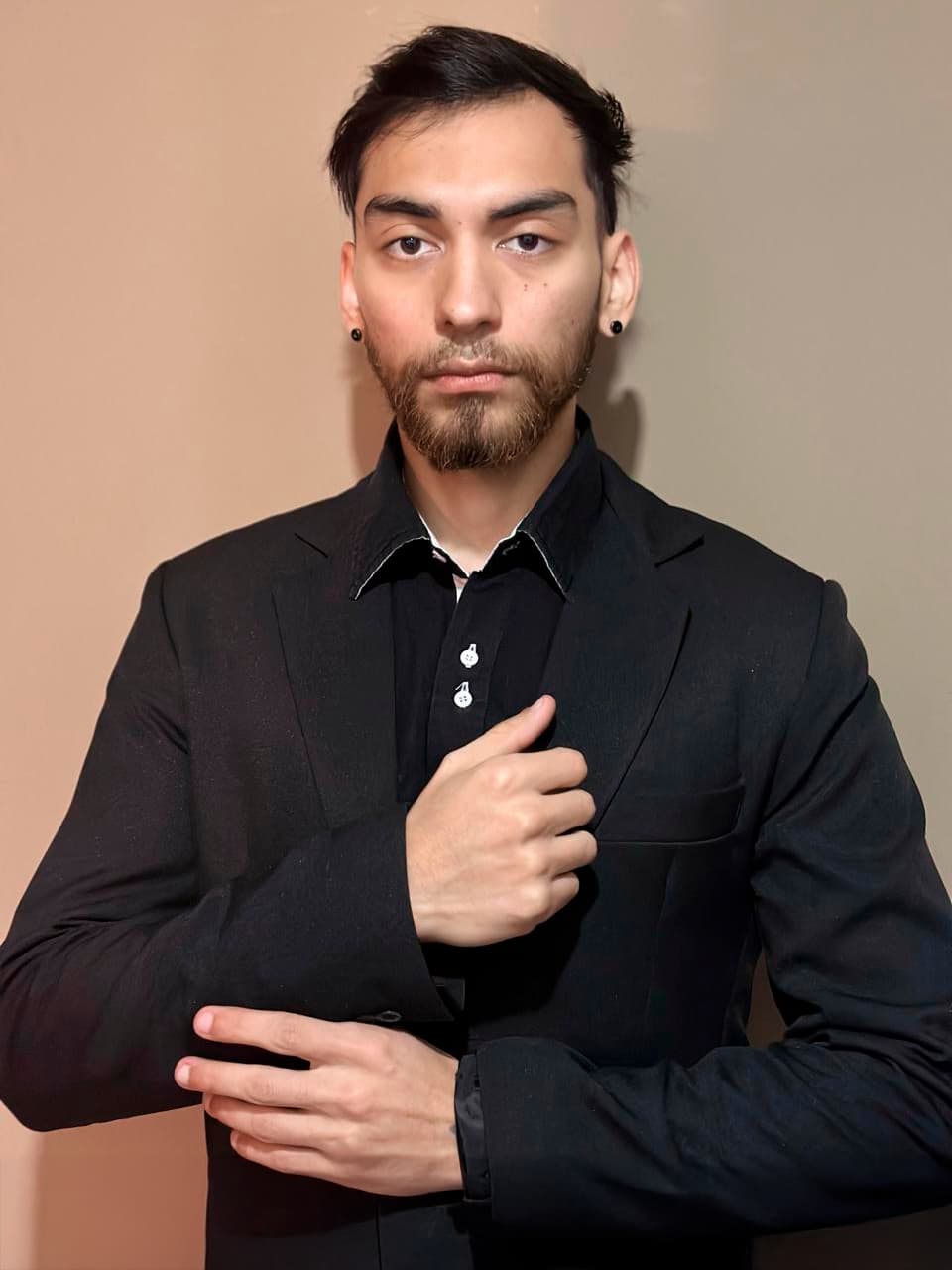 Dr. Enzo J Mariscurrena